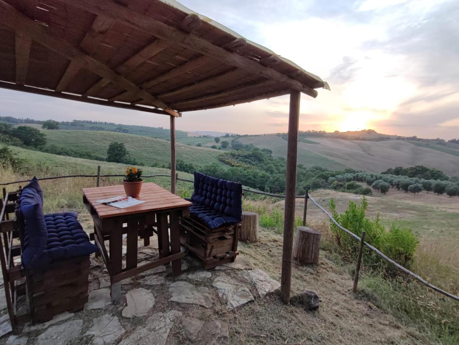 Agriturismo Podere Cherzo Cinigiano Buitenkant foto